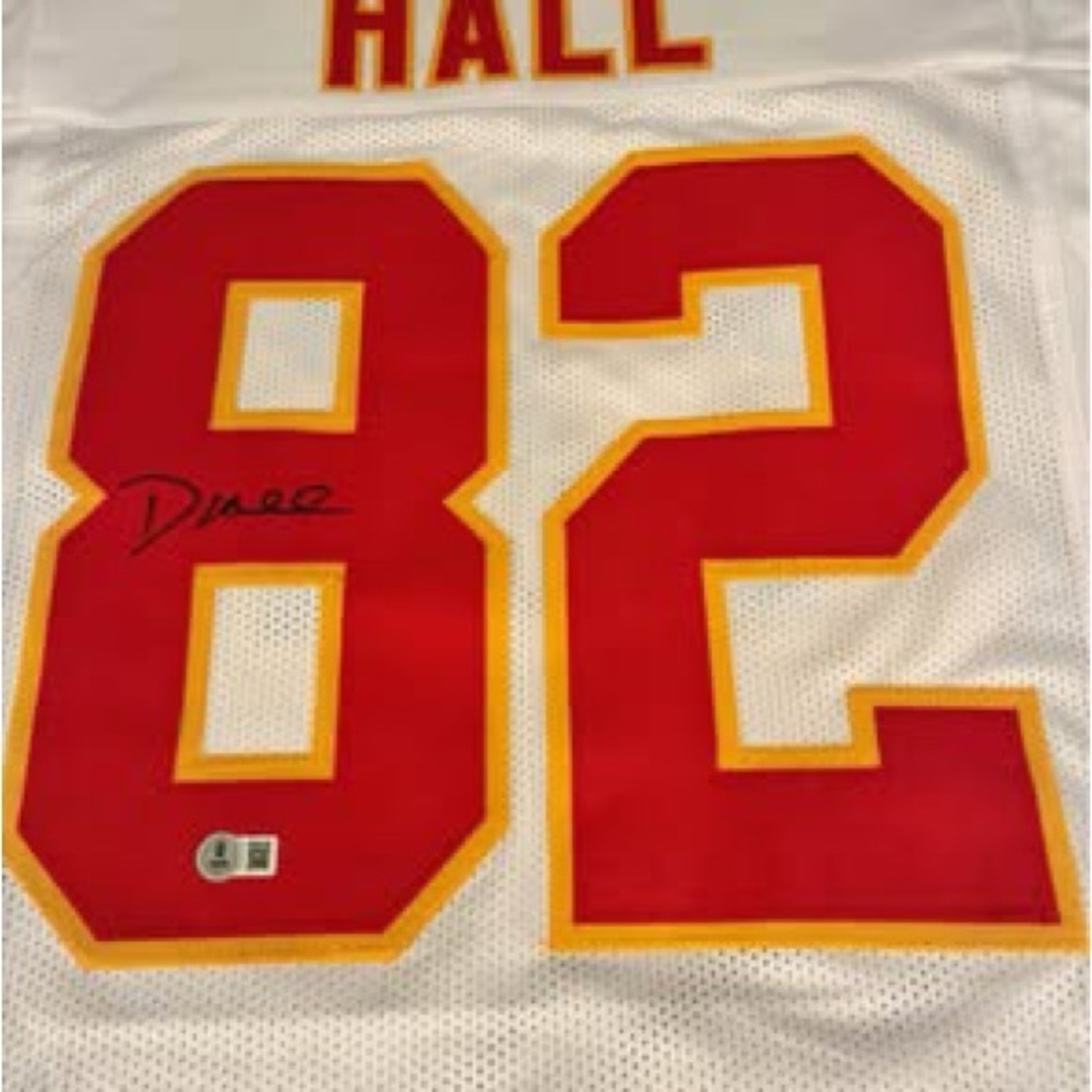 NFL Pro-style KC Chiefs #82 DANTE HALL Autographed Jersey (Beckett Certified)
